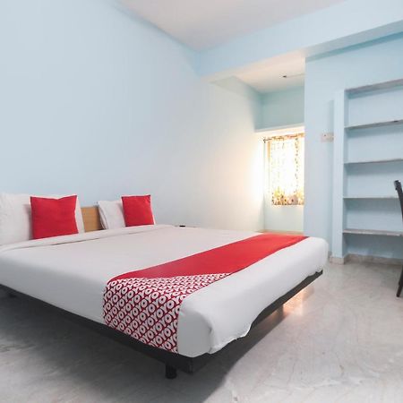 Oyo Flagship 48158 Ss Towers Hotel Podanur Bagian luar foto