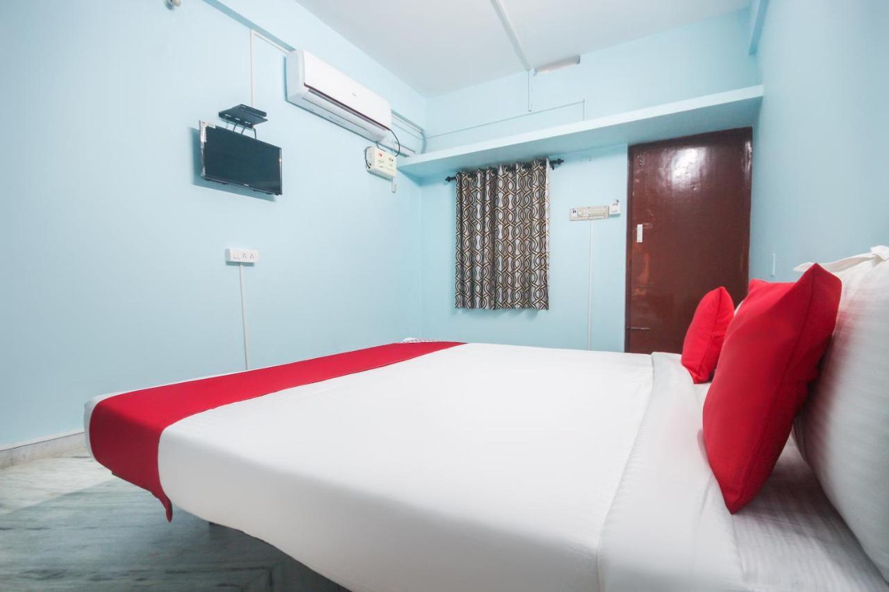 Oyo Flagship 48158 Ss Towers Hotel Podanur Bagian luar foto