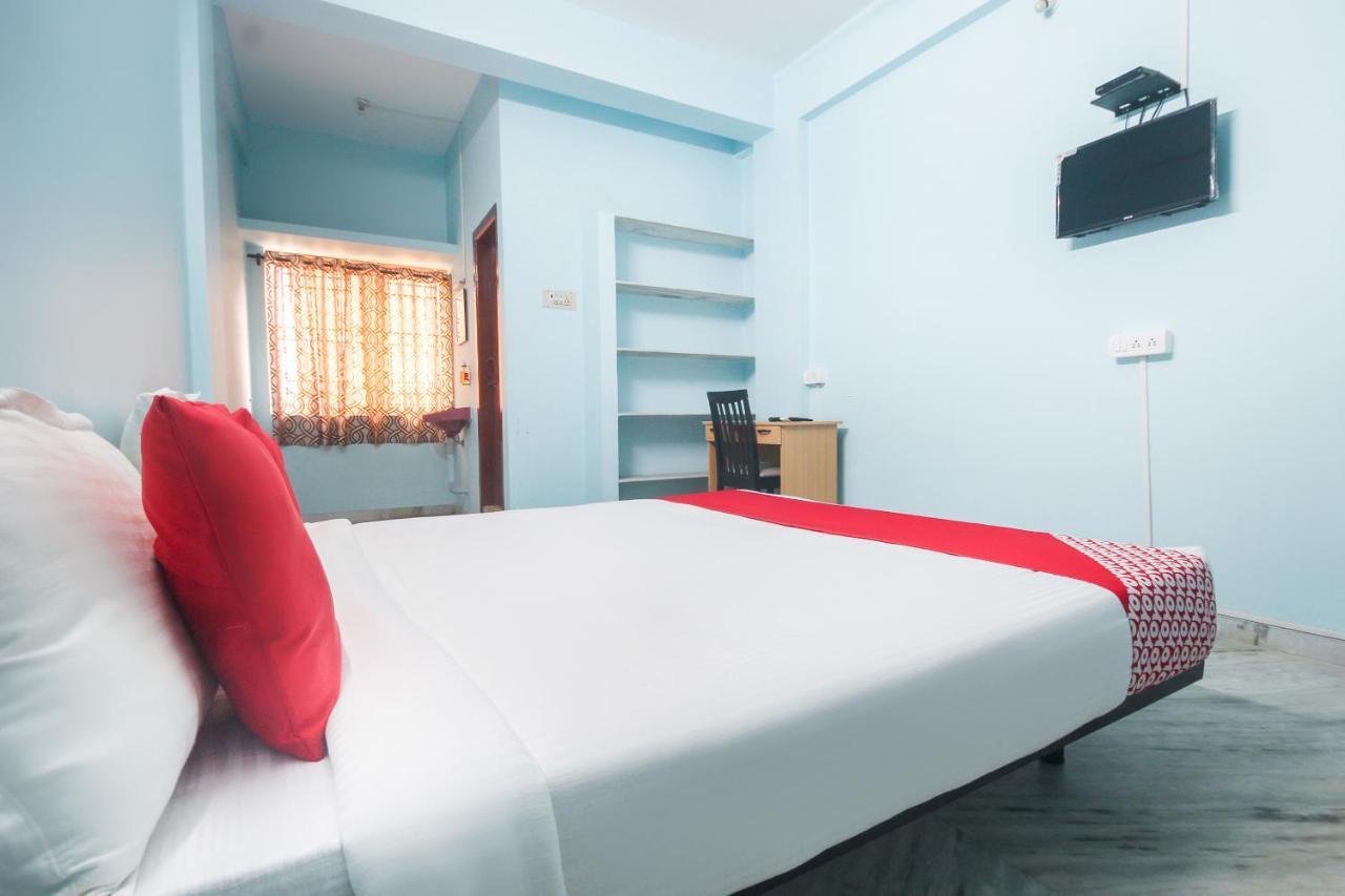 Oyo Flagship 48158 Ss Towers Hotel Podanur Bagian luar foto