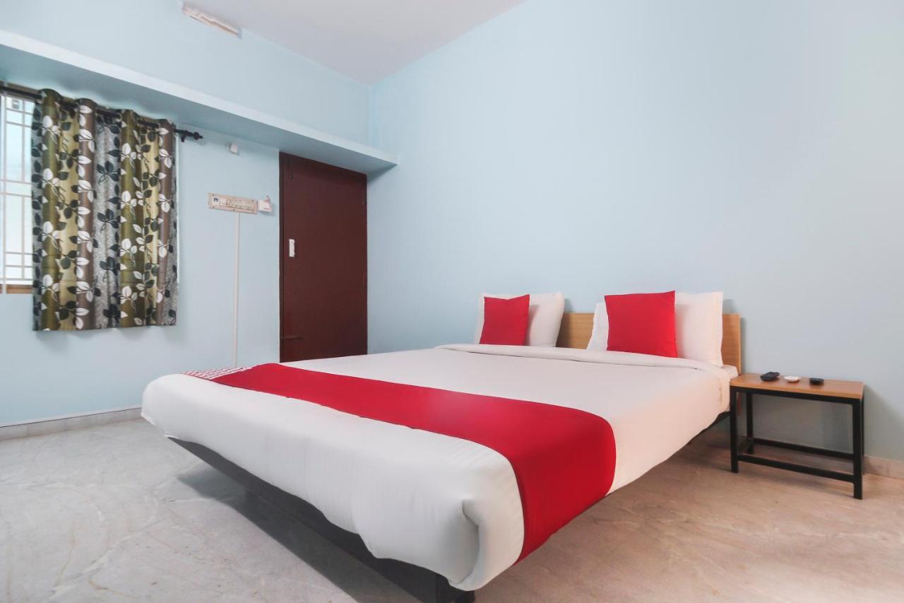 Oyo Flagship 48158 Ss Towers Hotel Podanur Bagian luar foto